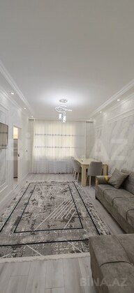 2 otaqlı Köhnə tikili, Memar Əcəmi m., Bakı