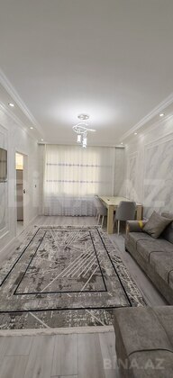 2 otaqlı Köhnə tikili, Memar Əcəmi m., Bakı