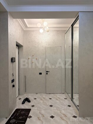 3 otaqlı Yeni tikili, Şah İsmayıl Xətai m., Bakı
