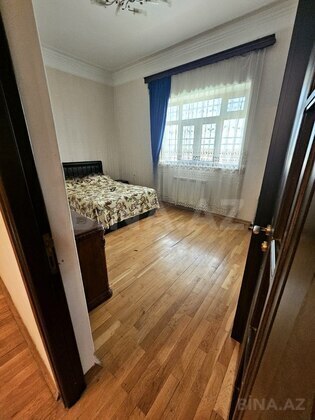 6 otaqlı Həyət evi/Bağ evi, Saray q., Bakı
