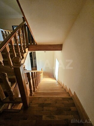 6 otaqlı Həyət evi/Bağ evi, Saray q., Bakı