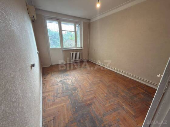 2 otaqlı Köhnə tikili, Azadlıq Prospekti m., Bakı