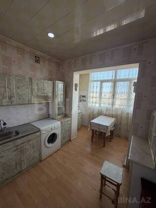 2 otaqlı Köhnə tikili, Bakıxanov q., Bakı
