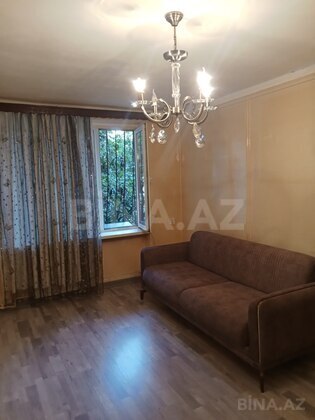 1 otaqlı Köhnə tikili, Bakıxanov q., Bakı