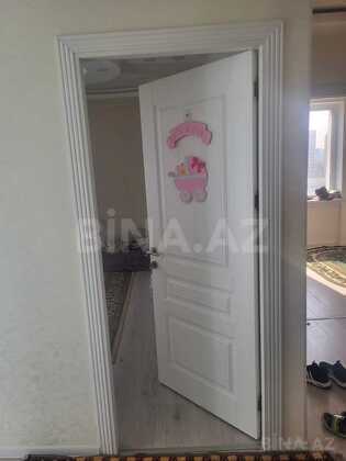 3 otaqlı Köhnə tikili, Qara Qarayev m., Bakı