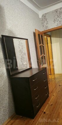 5 otaqlı Köhnə tikili, Həzi Aslanov m., Bakı