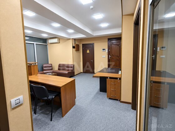 4 otaqlı Ofis, Elmlər Akademiyası m., Bakı