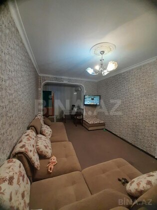 2 otaqlı Köhnə tikili, Neftçilər m., Bakı