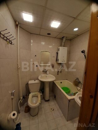 2 otaqlı Köhnə tikili, Neftçilər m., Bakı