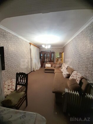 2 otaqlı Köhnə tikili, Neftçilər m., Bakı