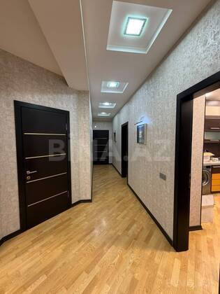 3 otaqlı Yeni tikili, 8 Noyabr m., Bakı