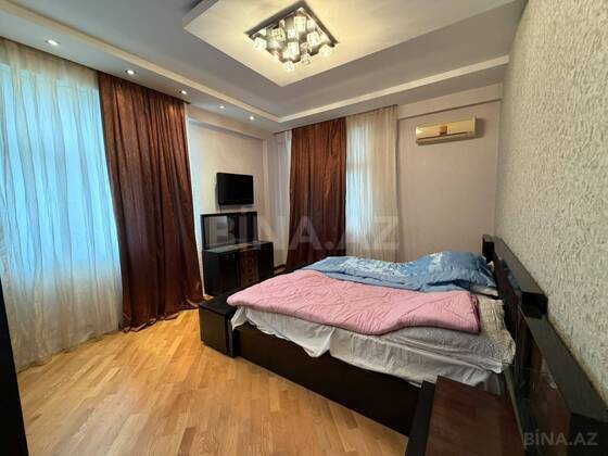 3 otaqlı Yeni tikili, 8 Noyabr m., Bakı