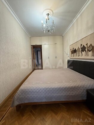 2 otaqlı Köhnə tikili, Gənclik m., Bakı