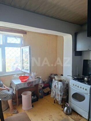 3 otaqlı Köhnə tikili, Xətai r., Bakı