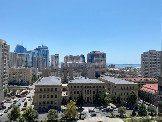 3 otaqlı Yeni tikili, Şah İsmayıl Xətai m., Bakı
