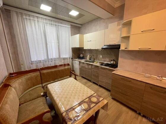 3 otaqlı Yeni tikili, Elmlər Akademiyası m., Bakı