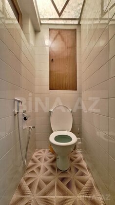 2 otaqlı Köhnə tikili, Şah İsmayıl Xətai m., Bakı