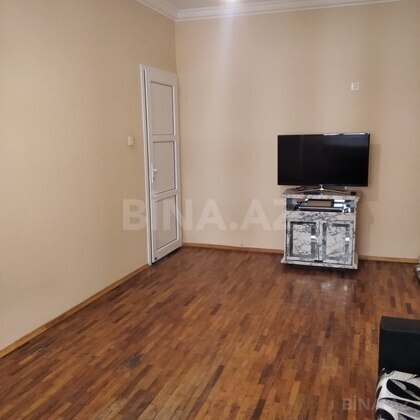3 otaqlı Köhnə tikili, Əhmədli q., Bakı