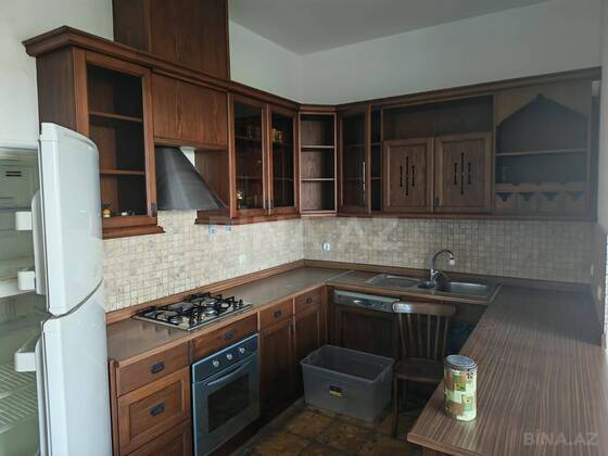 7 otaqlı Həyət evi/Bağ evi, Buzovna q., Bakı