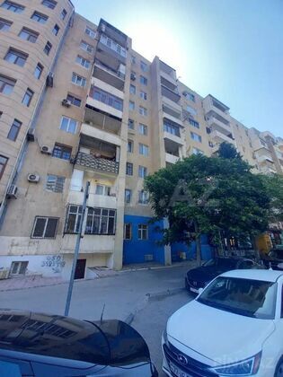 3 otaqlı Köhnə tikili, Elmlər Akademiyası m., Bakı