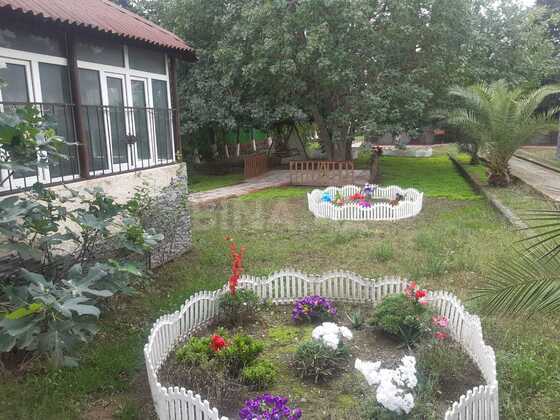 8 otaqlı Həyət evi/Bağ evi, Şüvəlan q., Bakı