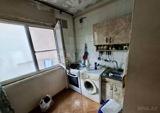3 otaqlı Köhnə tikili, 28 May m., Bakı