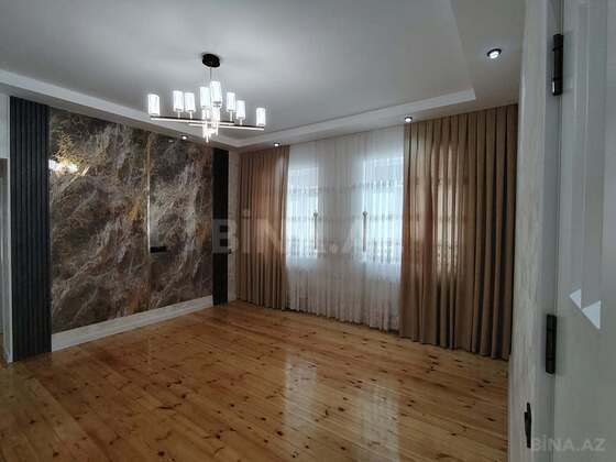 4 otaqlı Həyət evi/Bağ evi, Qaraçuxur q., Bakı