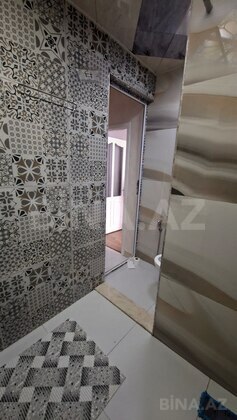 2 otaqlı Köhnə tikili, Memar Əcəmi m., Bakı