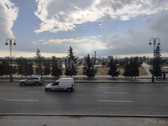 2 otaqlı Köhnə tikili, Şah İsmayıl Xətai m., Bakı