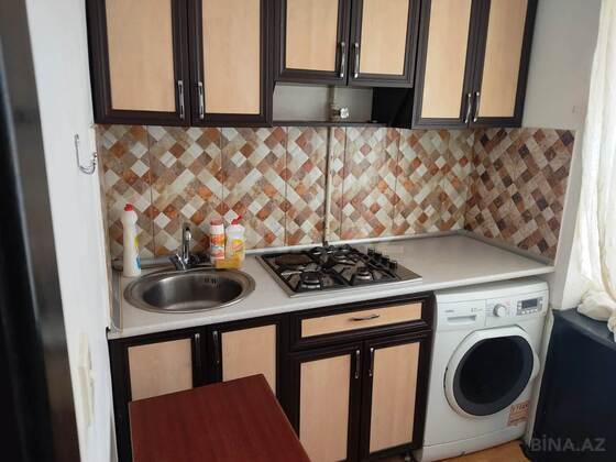 2 otaqlı Köhnə tikili, Şah İsmayıl Xətai m., Bakı