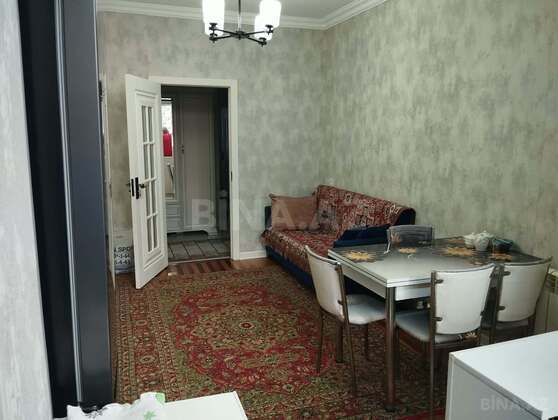 3 otaqlı Köhnə tikili, Xətai r., Bakı