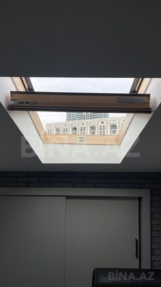 2 otaqlı Köhnə tikili, Nizami m., Bakı