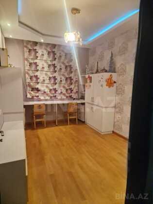 3 otaqlı Yeni tikili, Xırdalan