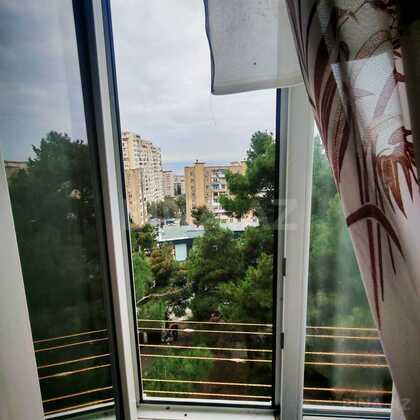 3 otaqlı Köhnə tikili, Əhmədli m., Bakı