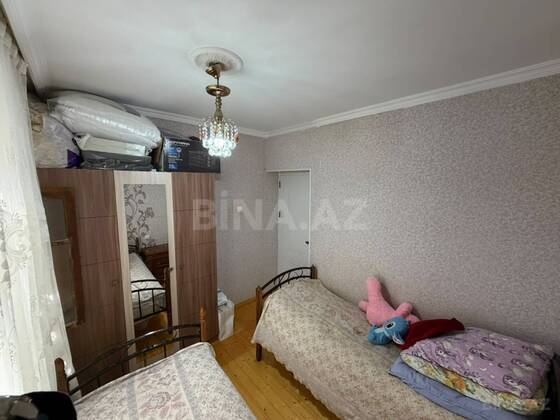 3 otaqlı Köhnə tikili, Badamdar q., Bakı