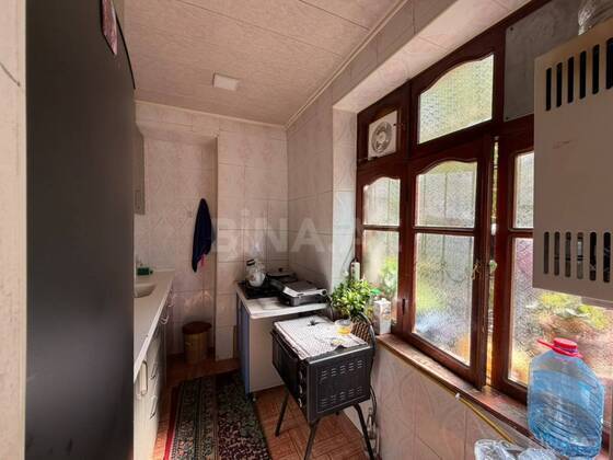 3 otaqlı Köhnə tikili, Badamdar q., Bakı