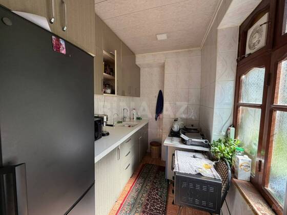 3 otaqlı Köhnə tikili, Badamdar q., Bakı