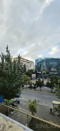 4 otaqlı Yeni tikili, Bakıxanov q., Bakı