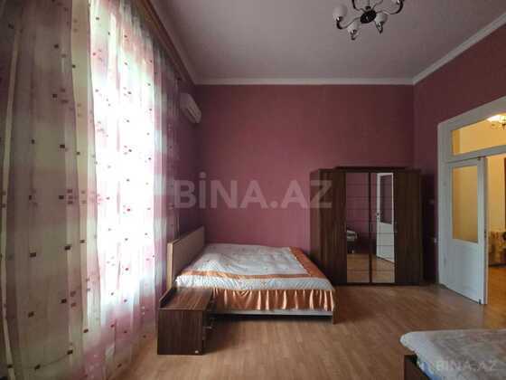 3 otaqlı Köhnə tikili, Sahil m., Bakı