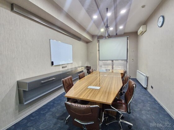 9 otaqlı Ofis, 8 Noyabr m., Bakı