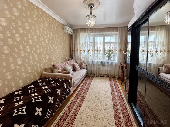 3 otaqlı Köhnə tikili, Həzi Aslanov m., Bakı