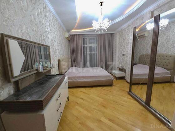 4 otaqlı Yeni tikili, 28 May m., Bakı