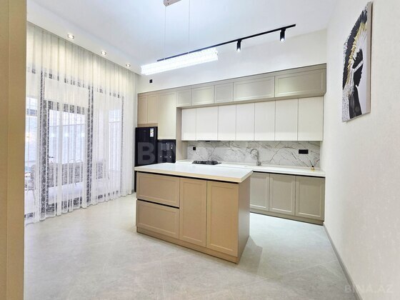 5 otaqlı Həyət evi/Bağ evi, Şüvəlan q., Bakı