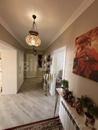 3 otaqlı Köhnə tikili, Bayıl q., Bakı