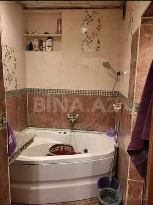 3 otaqlı Köhnə tikili, Azadlıq Prospekti m., Bakı