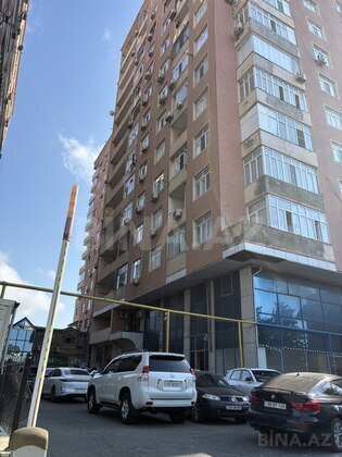 3 otaqlı Yeni tikili, Memar Əcəmi m., Bakı