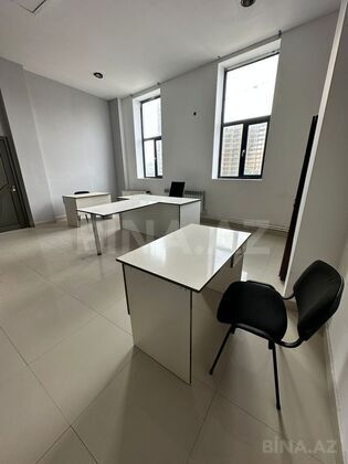 2 otaqlı Ofis, 8 Noyabr m., Bakı