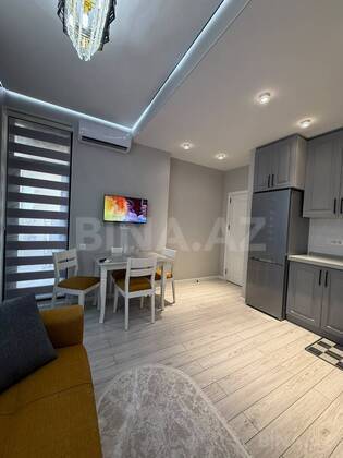 2 otaqlı Köhnə tikili, Bakıxanov q., Bakı