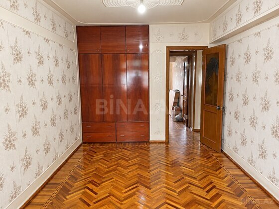 4 otaqlı Köhnə tikili, Nərimanov r., Bakı