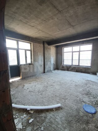 4 otaqlı Yeni tikili, Şah İsmayıl Xətai m., Bakı